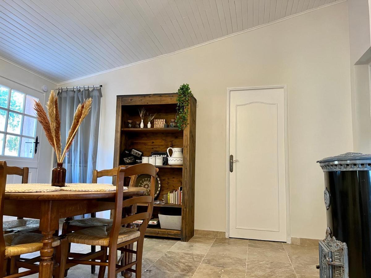 Maison Provencale Au Calme De La Campagne Avec Jacuzzi エクス＝アン＝プロヴァンス エクステリア 写真
