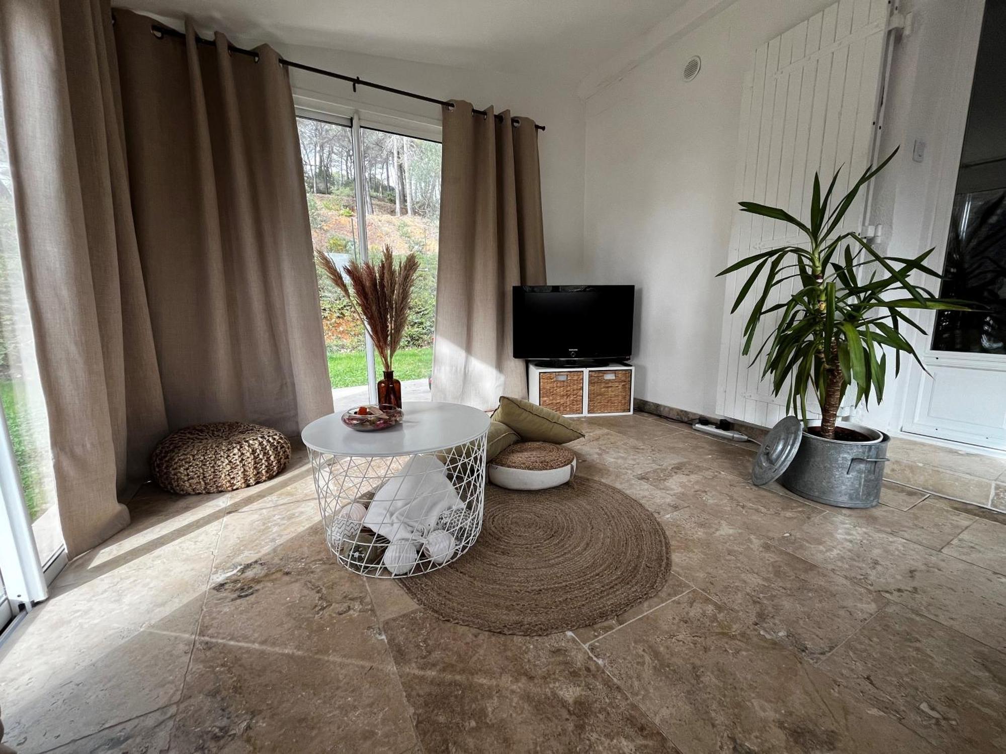 Maison Provencale Au Calme De La Campagne Avec Jacuzzi エクス＝アン＝プロヴァンス エクステリア 写真