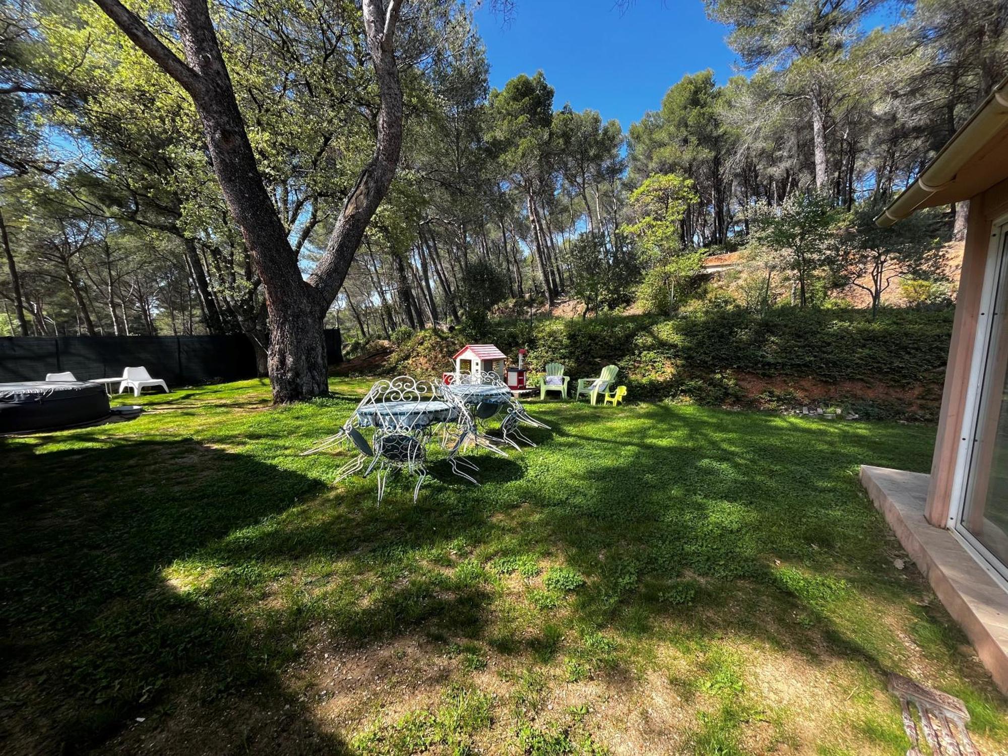 Maison Provencale Au Calme De La Campagne Avec Jacuzzi エクス＝アン＝プロヴァンス エクステリア 写真