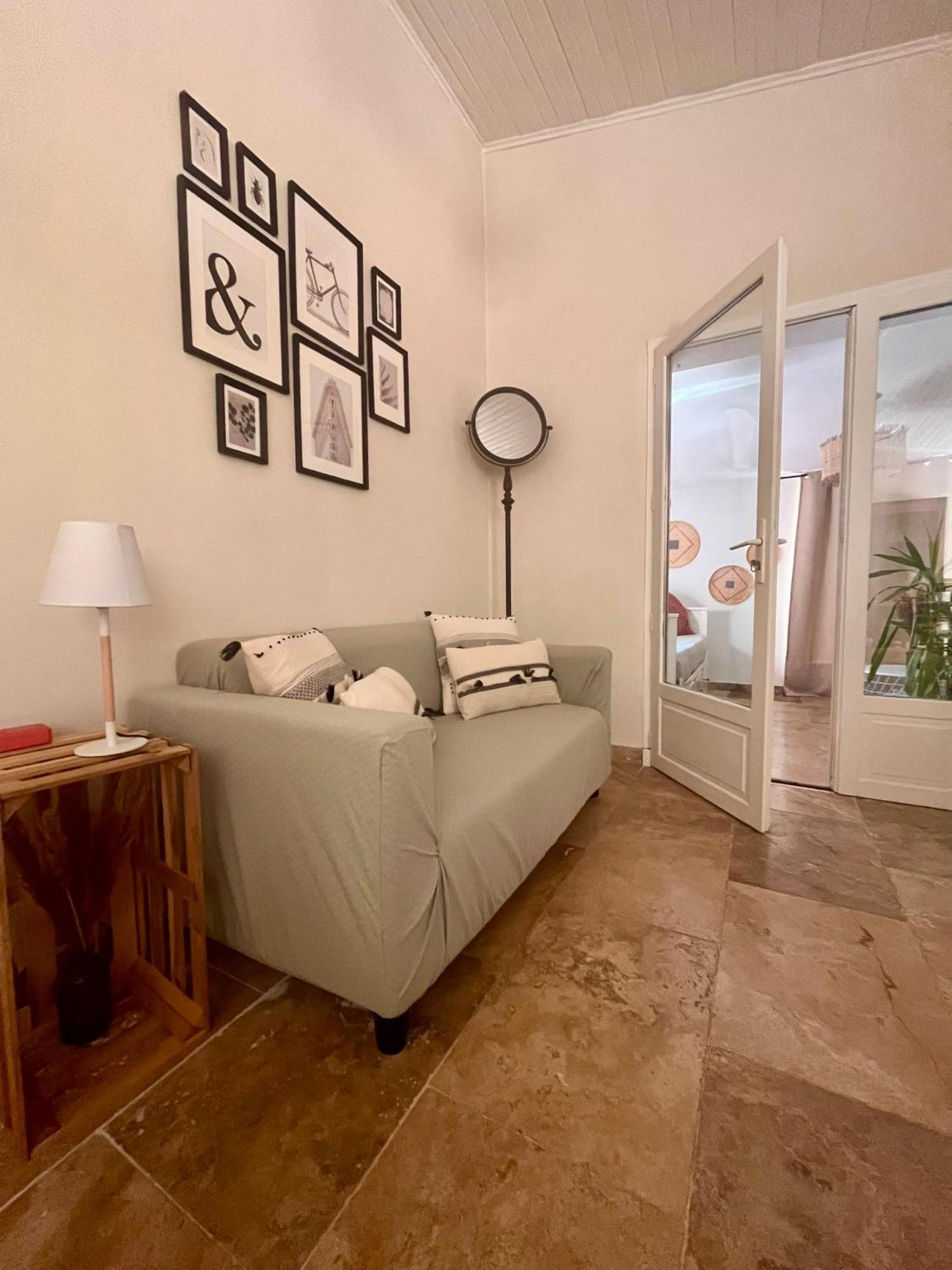 Maison Provencale Au Calme De La Campagne Avec Jacuzzi エクス＝アン＝プロヴァンス エクステリア 写真